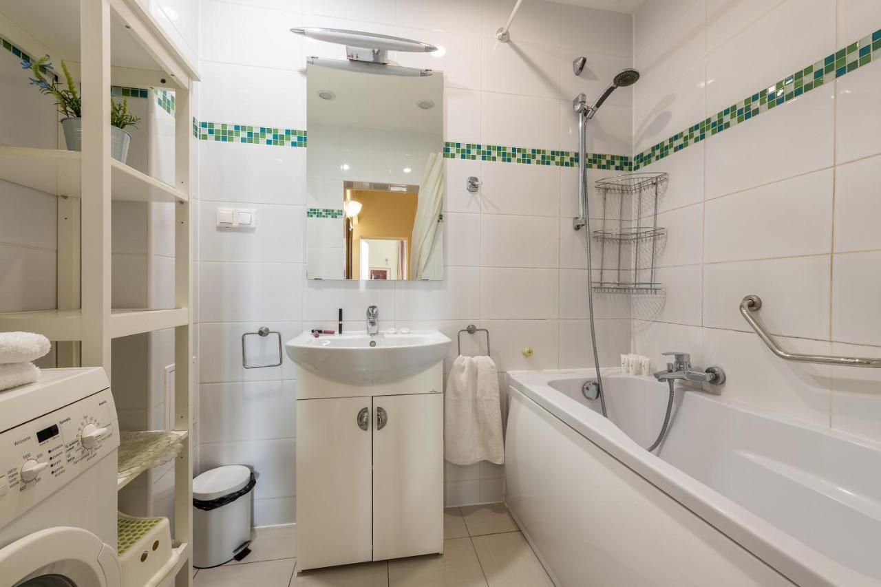 Two Bedroom Apartment For 6 People Warsaw Ngoại thất bức ảnh